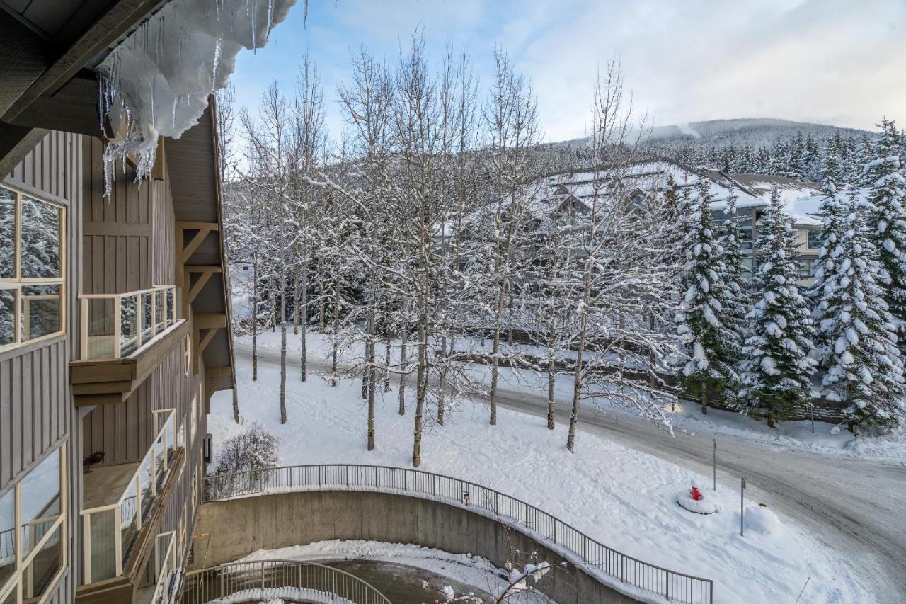 The Aspens On Blackcomb Whistler Exterior photo